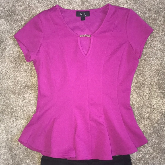 ✴️Outfit as whole!✴️ Pants size Med - Shirt size S - Picture 2 of 2